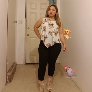 Meet your Posher, Tania